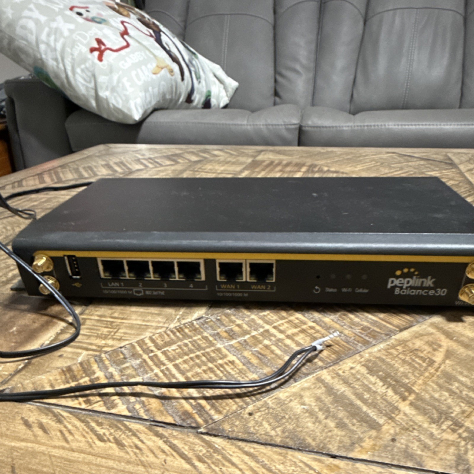 Peplink Balance 30 Pro Router BPL031LTEAWT Ethernet 2 WAN RPSMA G2U