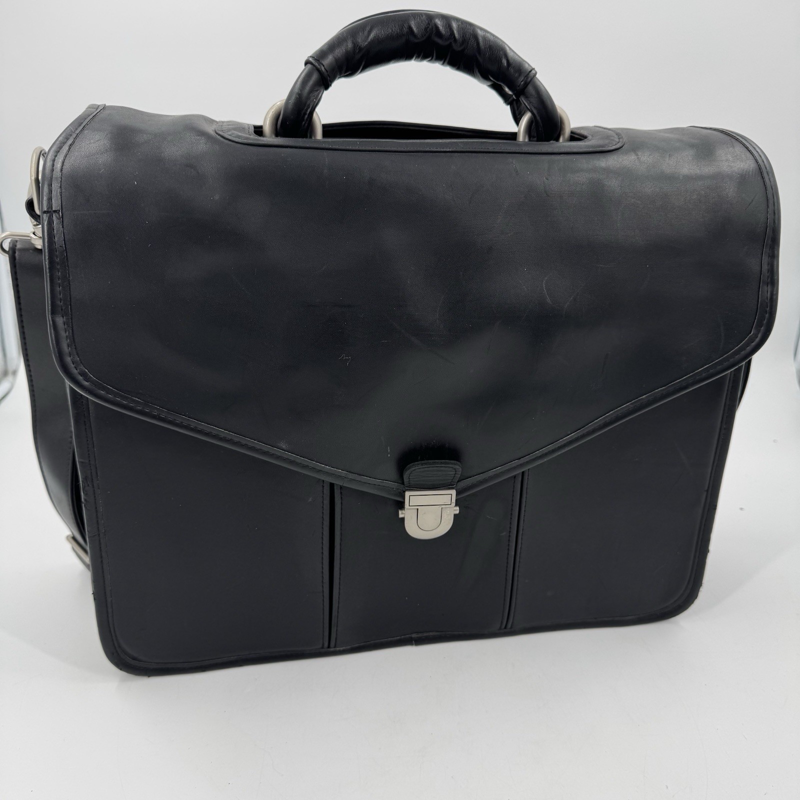 Targus Black Platinum Leather Notebook Shoulder Bag Case Pre-Owned Model CPLC1