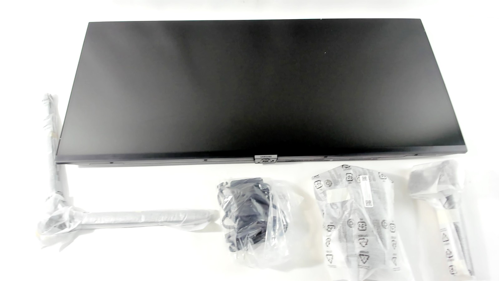 SAMSUNG 34" ViewFinity S50GC Series Ultra-WQHD Monitor, 100Hz