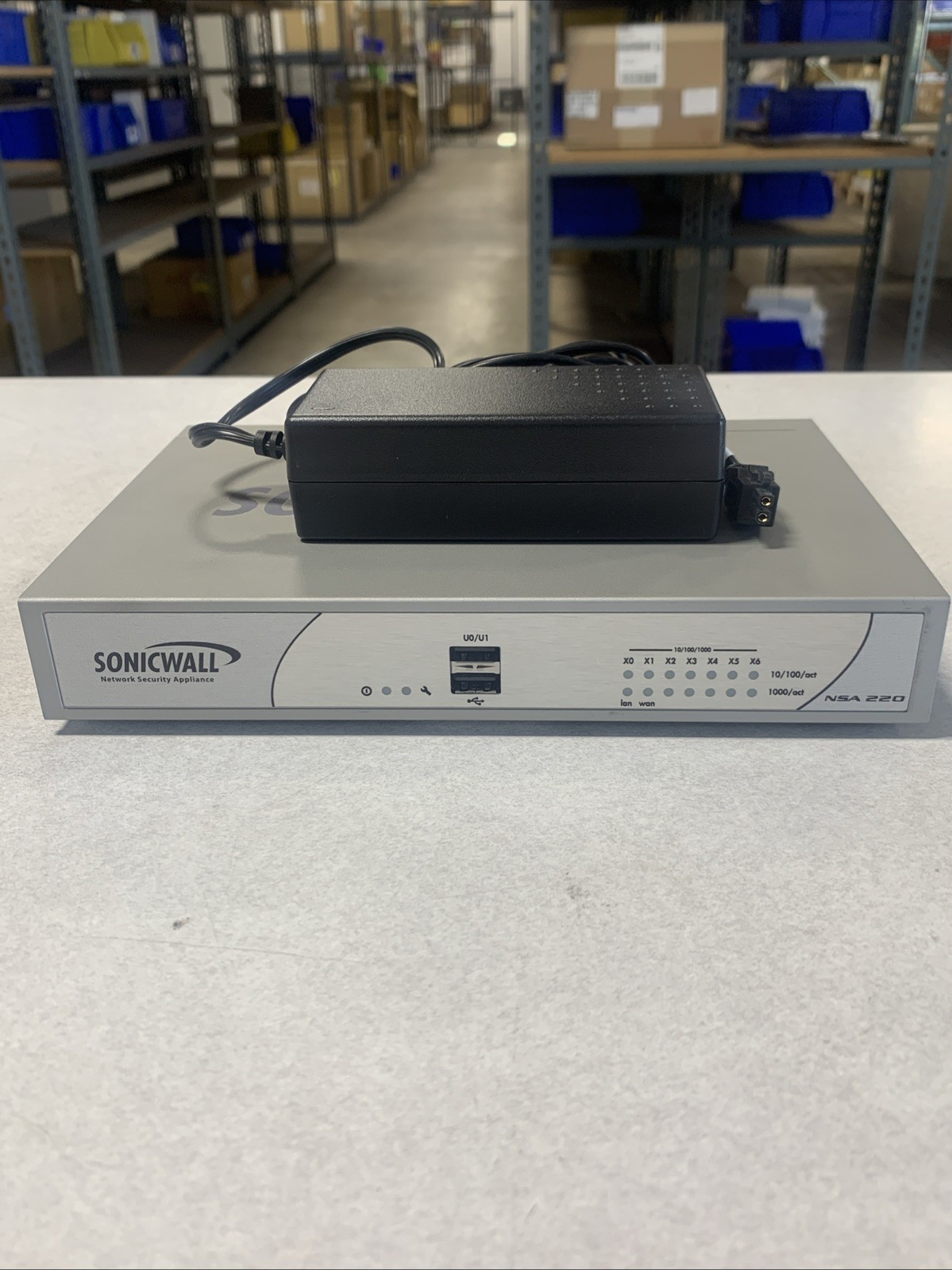 Sonicwall NSA 220 Router/Firewall with power supply