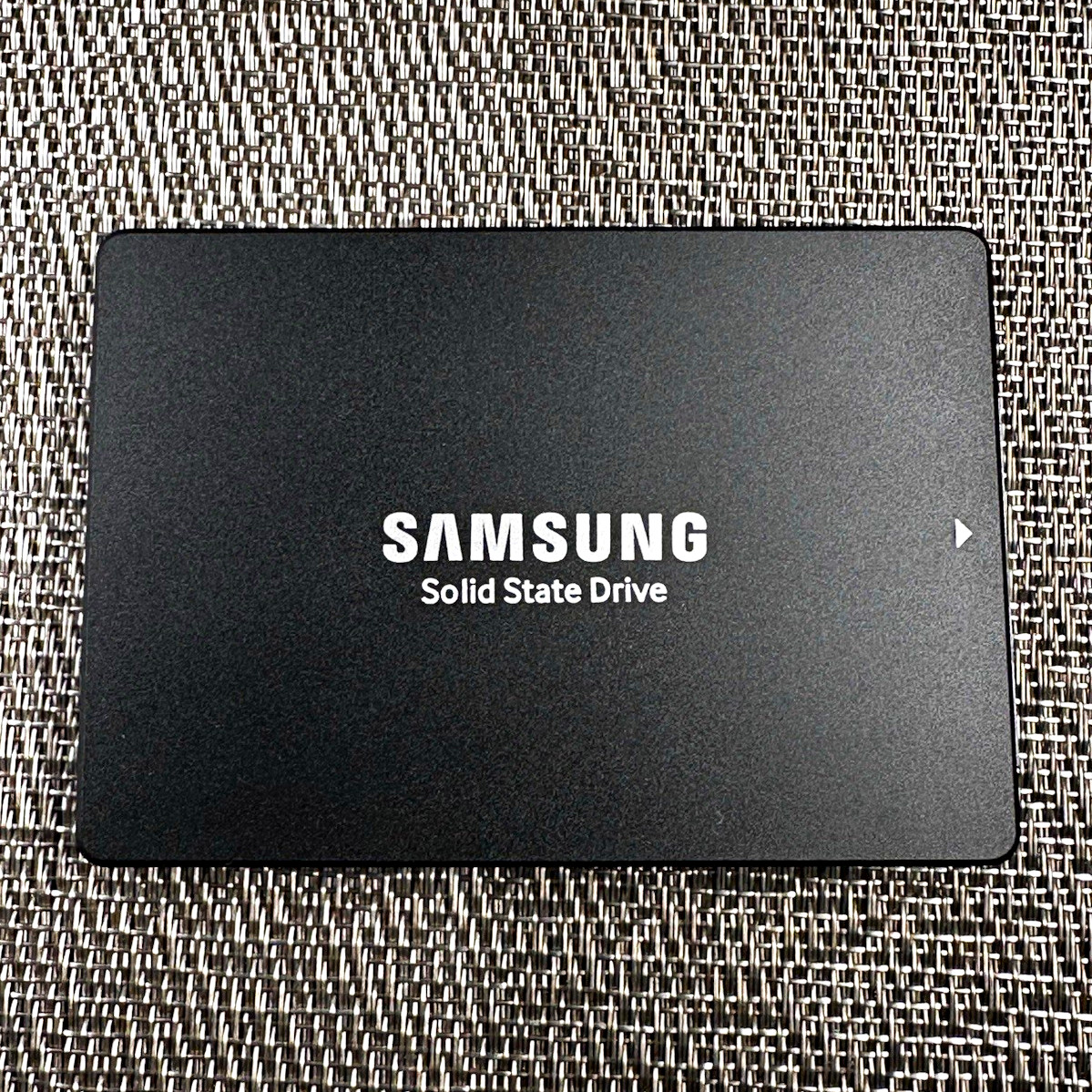 Samsung PM863a 960GB 2.5 SATA 6Gb/s Enterprise SSD MZ-7LM960N MZ7LM960HMJP Drive