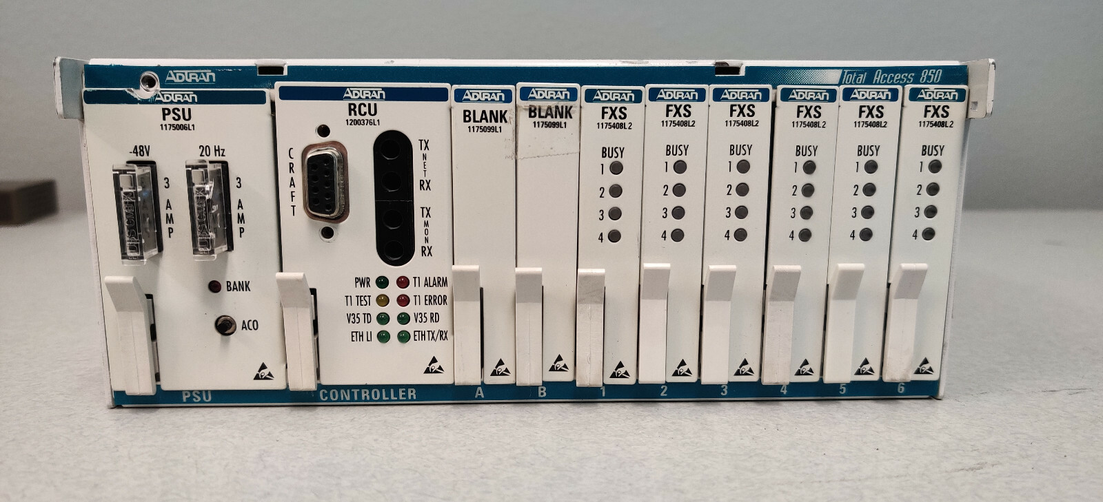 ADTRAN Total Access 850 W/ PSU, RCU, 6 FXS Modules Installed