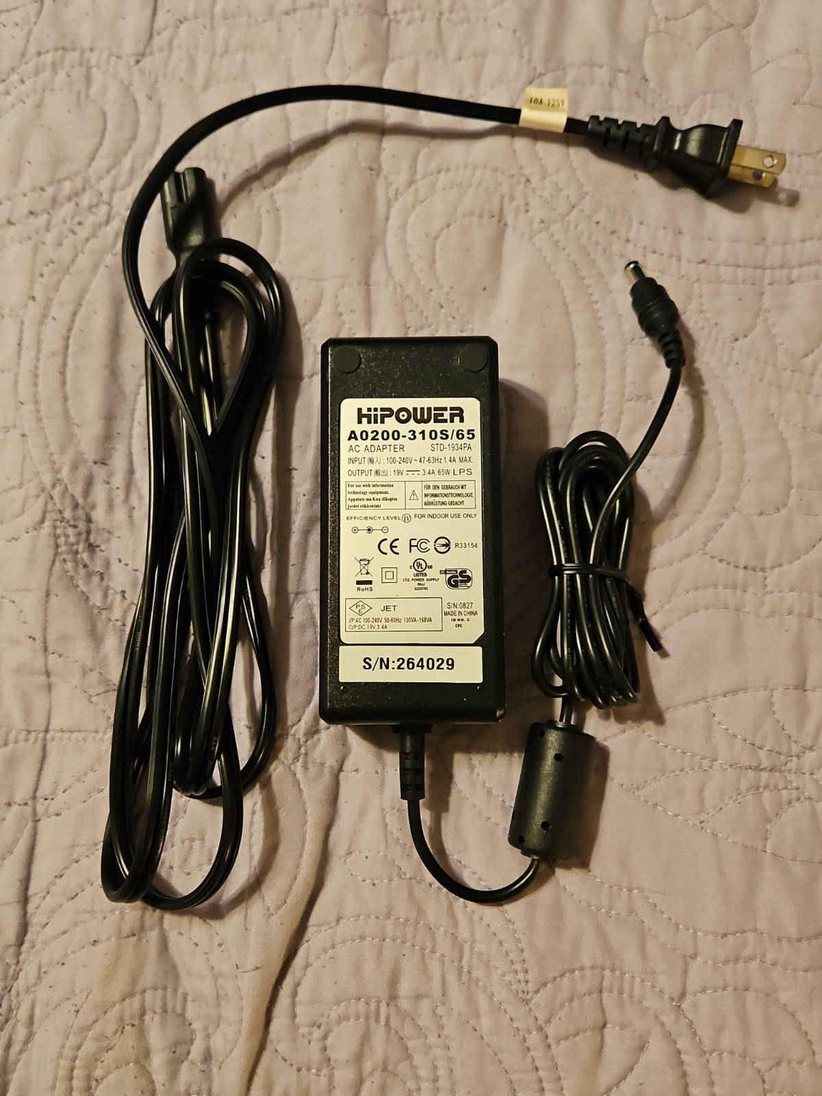 HIPRO AO200-310S/65 AC Adapter Input 100-240V Output 19V