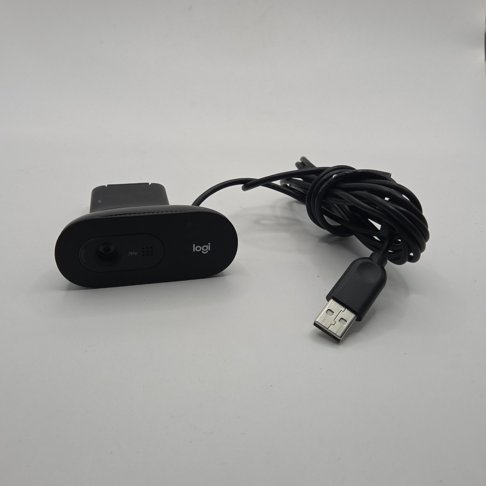LOGITECH 860-000581 (barely used, clean) Computer Camera WEBCAM 