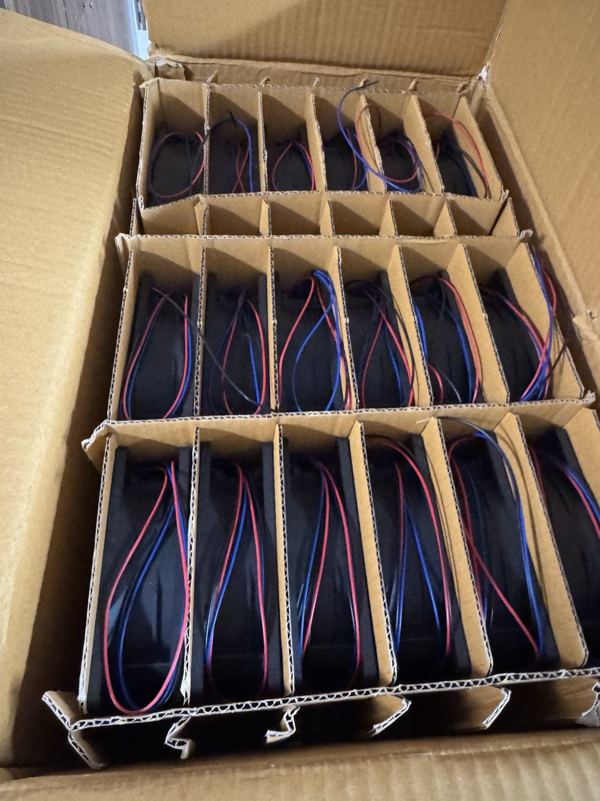 Delta FFB1212VHE 12V DC Brushless Cooling Fan 120mm 3-Wire Lot 36