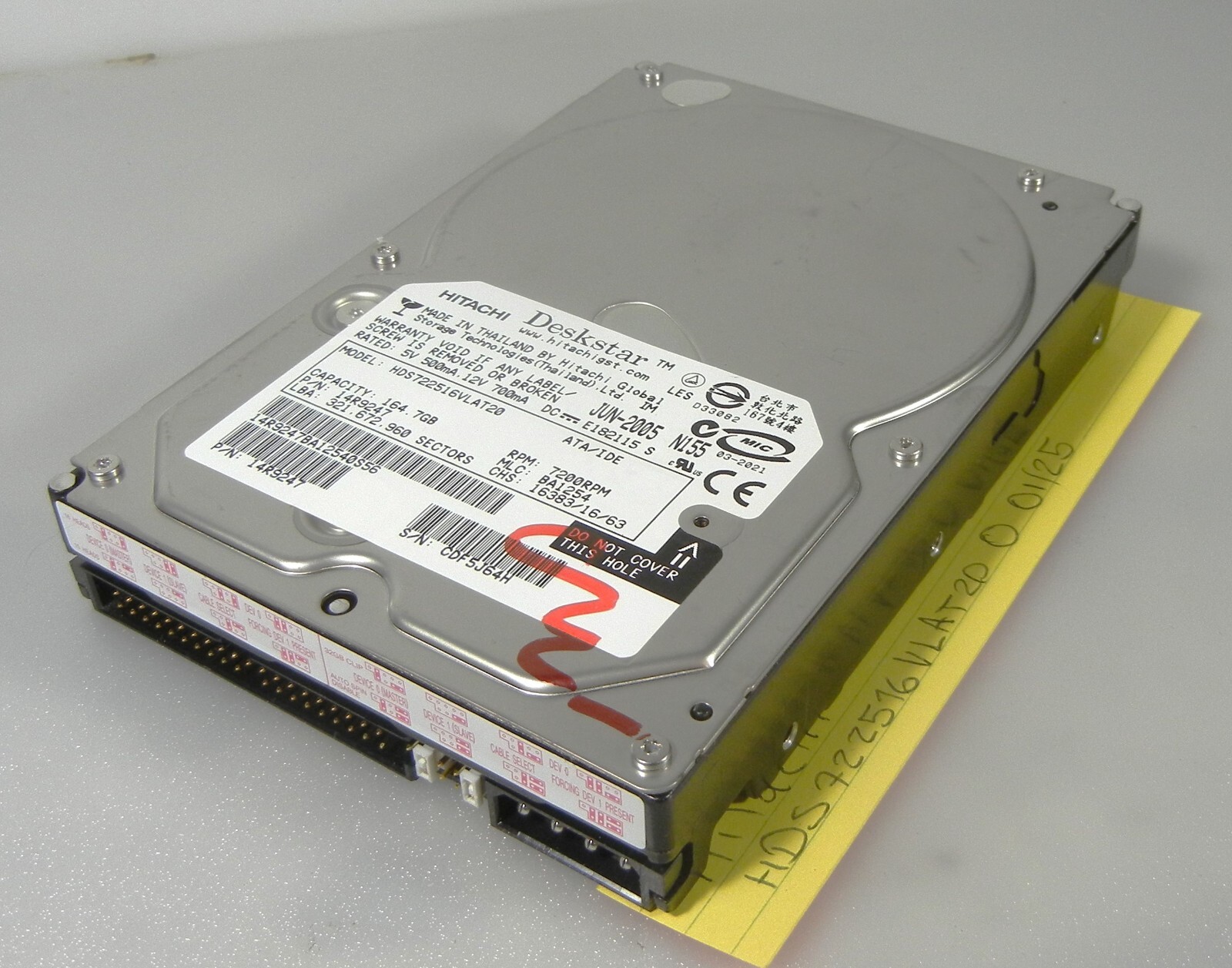 HITACHI DeskStar HDS722516VLAT20 160GB ATA 3.5''  DESKTOP HARD DRIVE