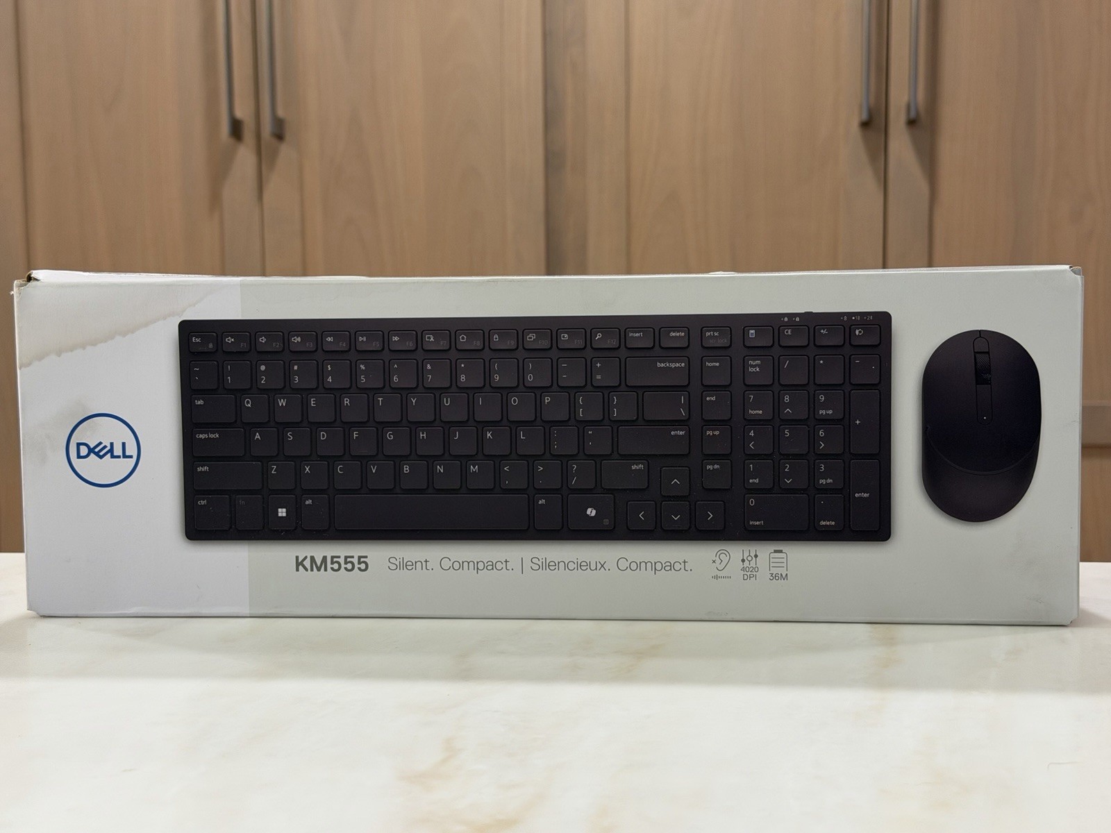 Dell KM555 Pro Compact Silent Wireless Keyboard Mouse Combo Bluetooth NEW