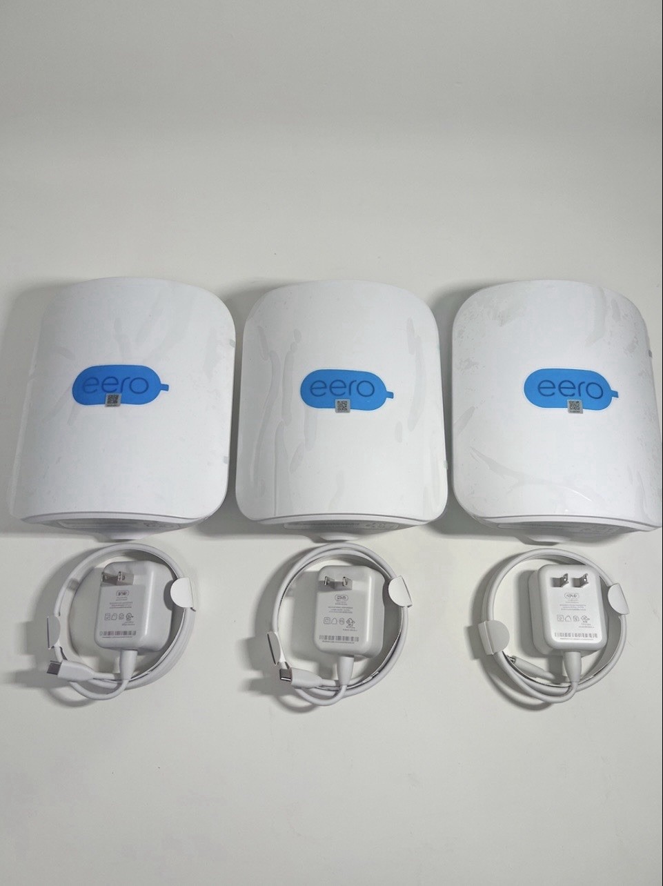 eero Pro 7 WiFi 7 Mesh Router 3-Pack Tri-BandBE10800 Open Box Frontier ISP