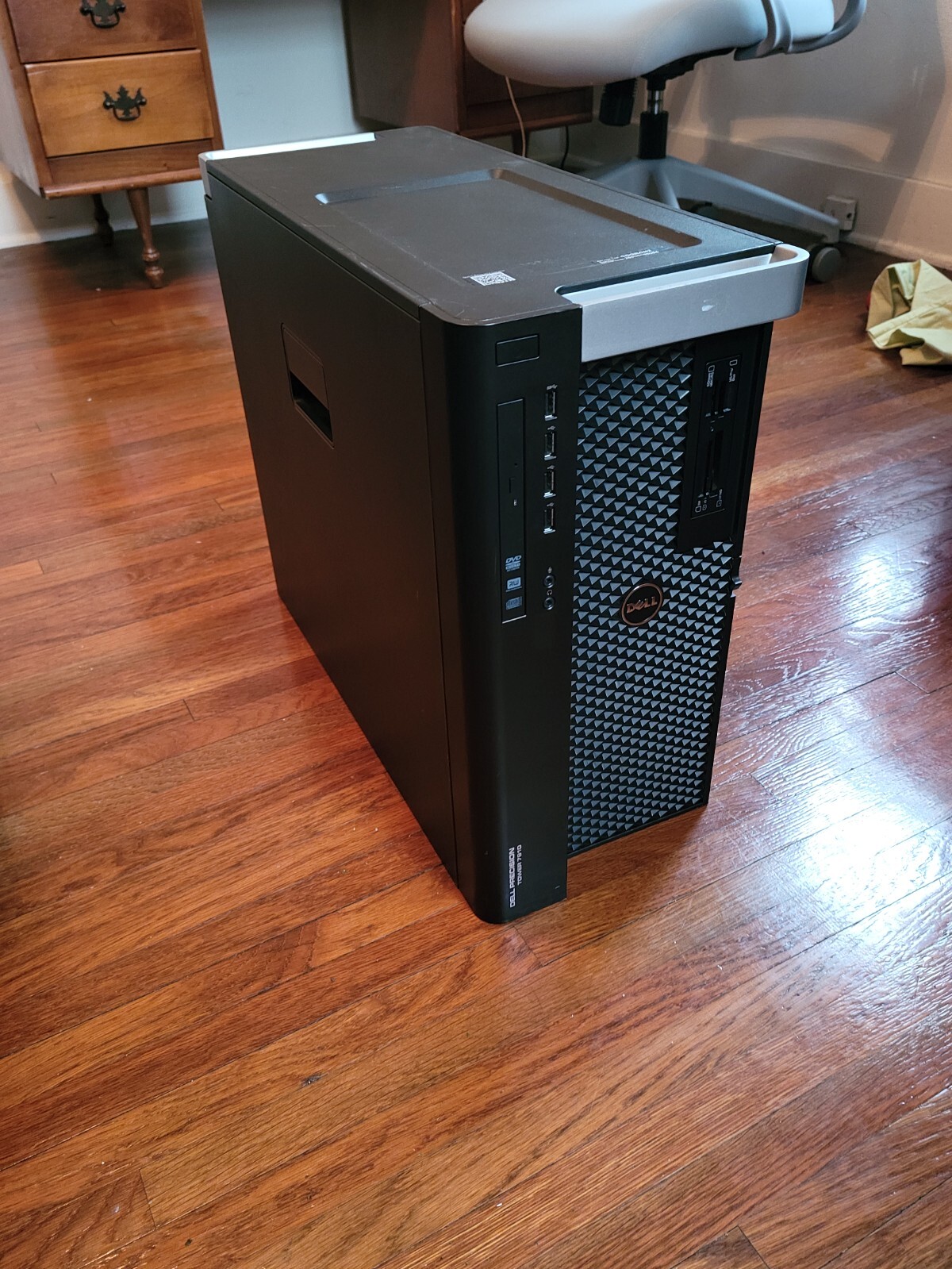 Dell T7910 Storage, 2x 2699V3 (36C/72T), 256GB RAM, 10TB M.2, 48TB HDD, Win10