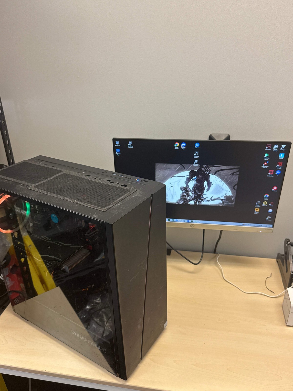 Cyberpower C Series Desktop Core i5-9400F 1TB SSD 16GB RAM RTX 2060 Super 8GB