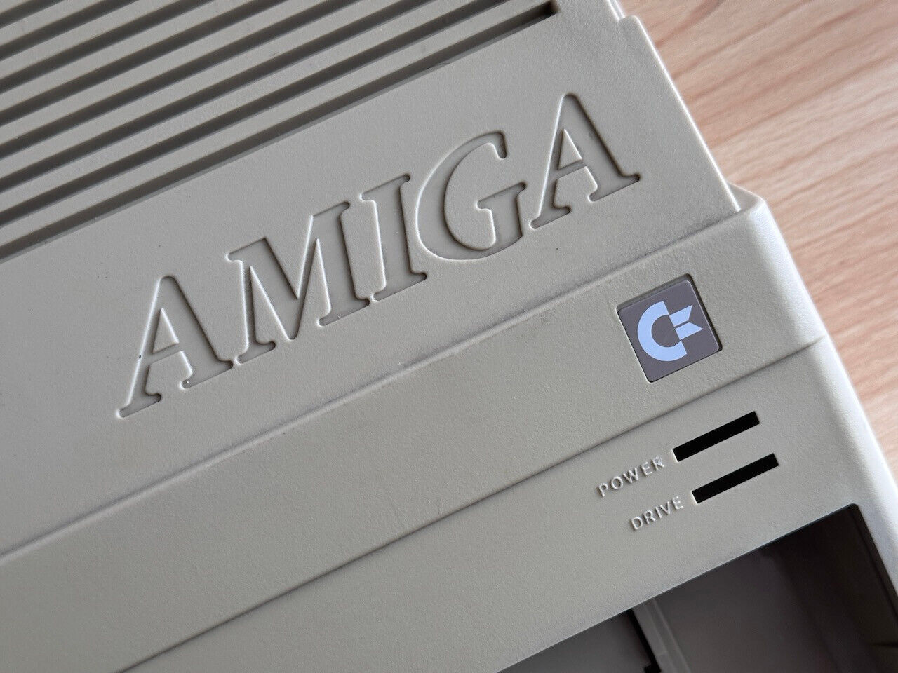 Amiga 500 Desktop Case / Made in Hong Kong S.Nr.: 402615 #12 24