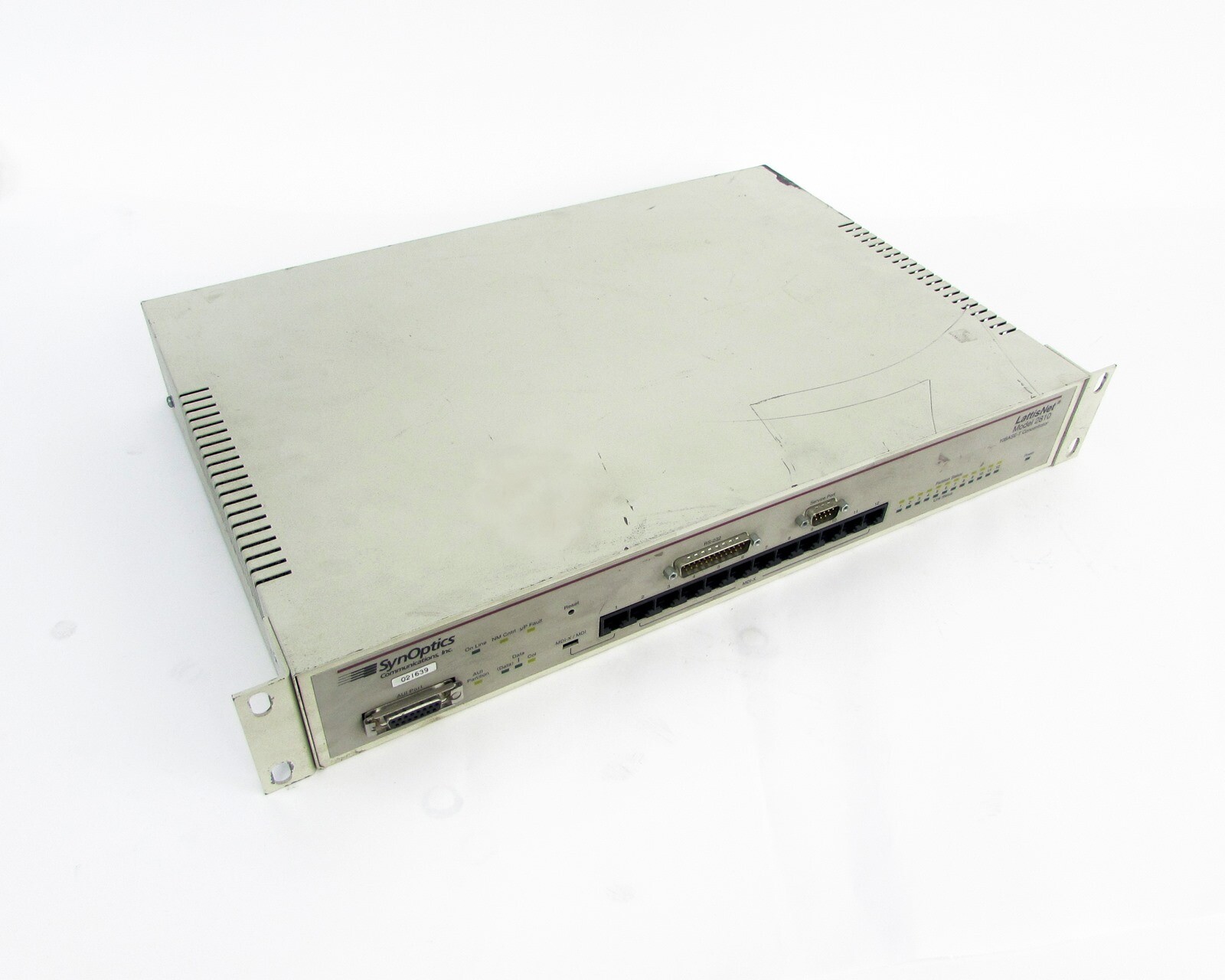 SynOptics Communications LattisNet Model 2810B 10BASE-T Concentrator *FOR PARTS*
