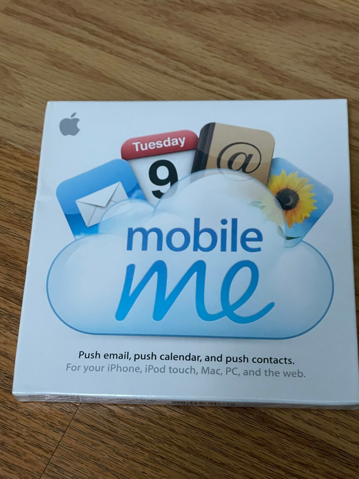 Apple MobileMe Software – New Sealed Discontinued – Vintage Apple Collectible