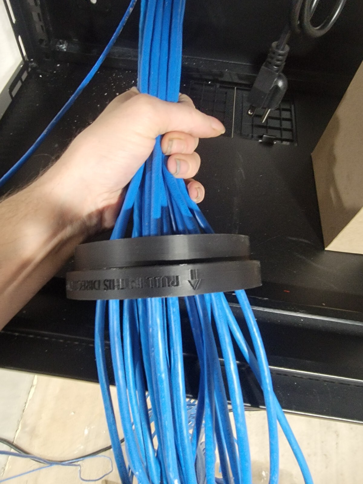 Cable Comb Management Wire Dresser Bundler Ethernet Network Data Cat6 Cat5 RG6