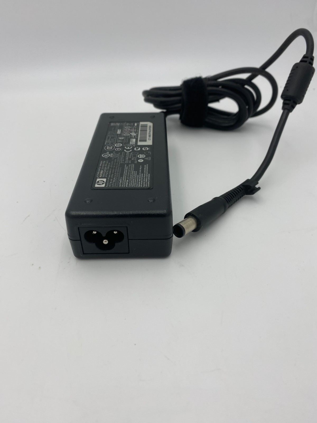 hp ac adapter power supply model: PPP012A-S, 100V-240V, output: +19v
