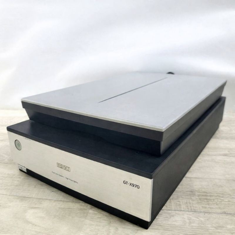 EPSON GT-X970 Flatbed Scanner A4 6400dpi CCD Photo Film Scanner Used JAPAN