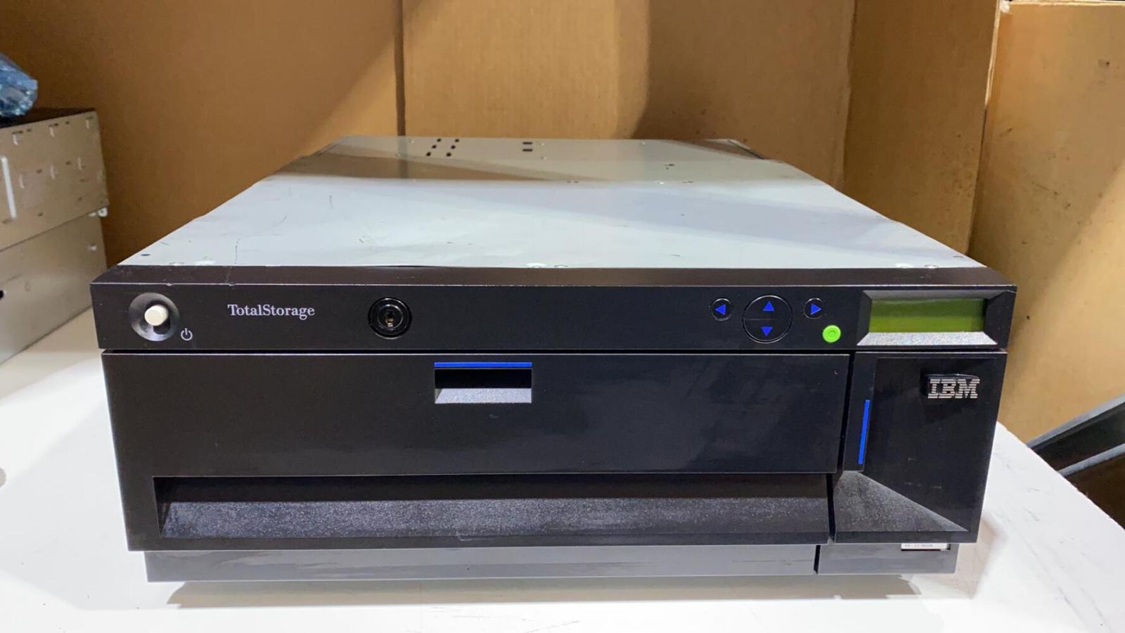 3582-L23 IBM StorageWorks Tape Library model 3582-L23