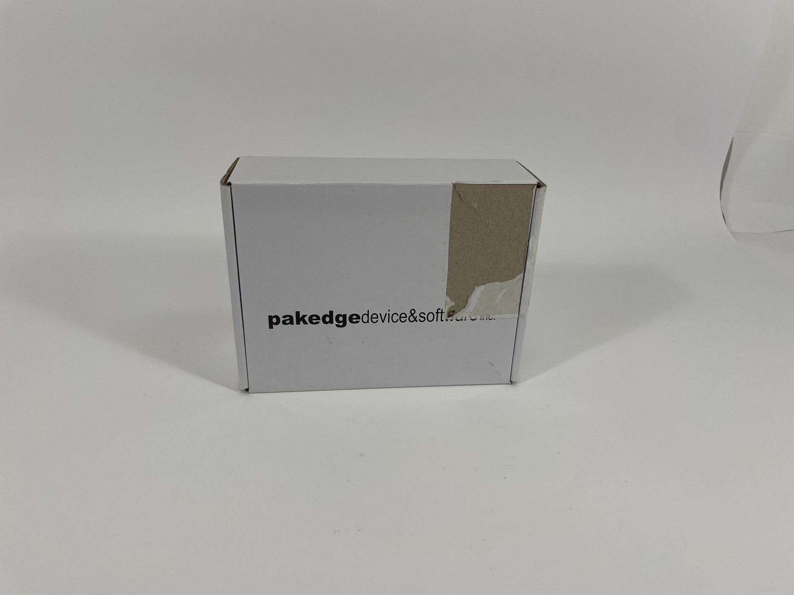 New Open-Box Pakedge PI-05 Gigabit POE+ High-Power Injector