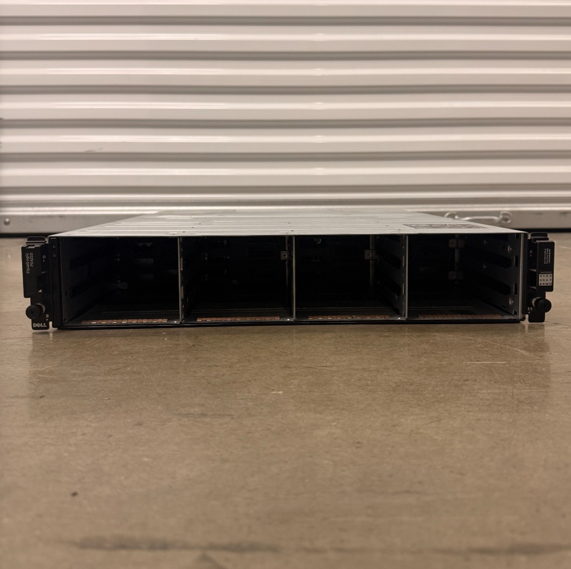 Dell EqualLogic PS4210 Chassis Arrays E03J001 2U 12x 2.5 Bay 2x PSU