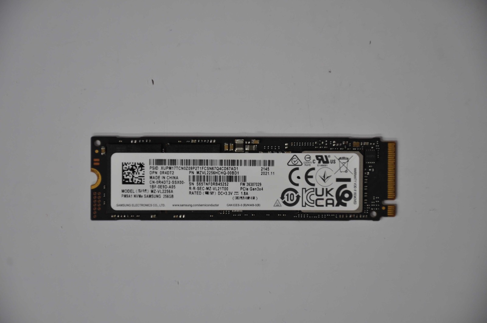 SAMSUNG 256GB NVMe PCIE SSD Hard Drive M.2 2280 Card Grade B R4DT2