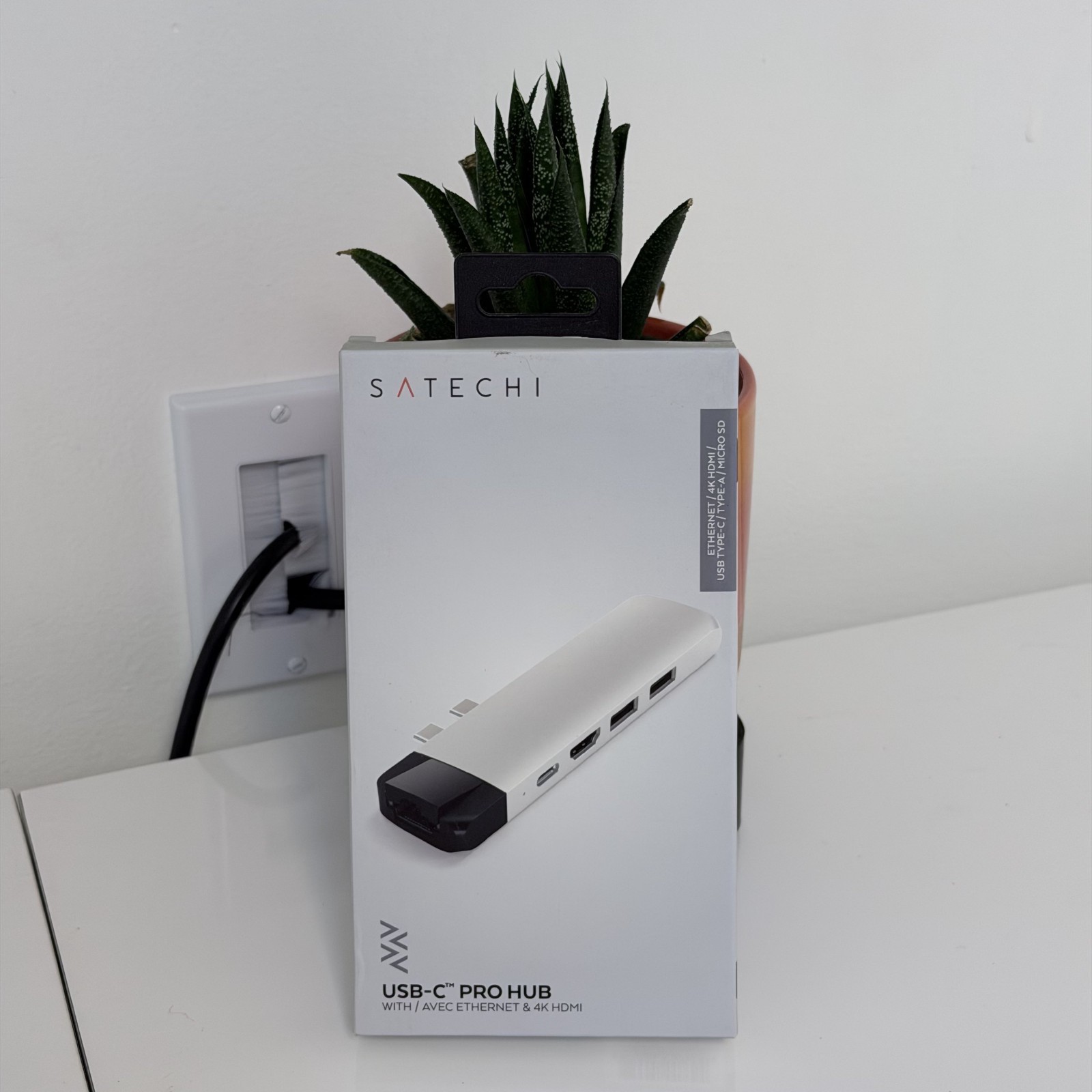 New Satechi USB-C Pro Hub with AVEC Ethernet and 4K HDMI Silver ST-TCPHES