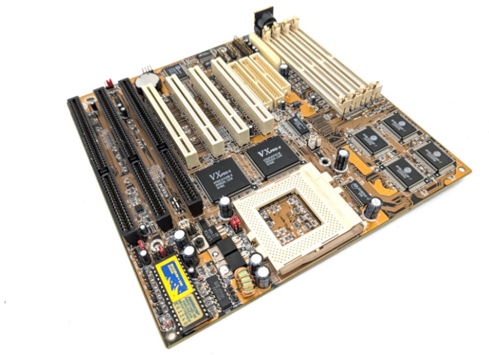 Untested PCChips/Hsin Tech M558 Socket 7 Motherboard VX PRO II Retro