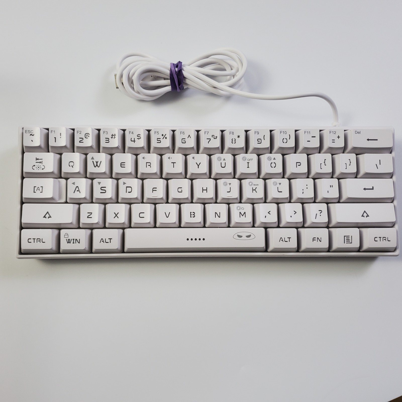 Magegee TS91 Color Changing Wired USB Keyboard