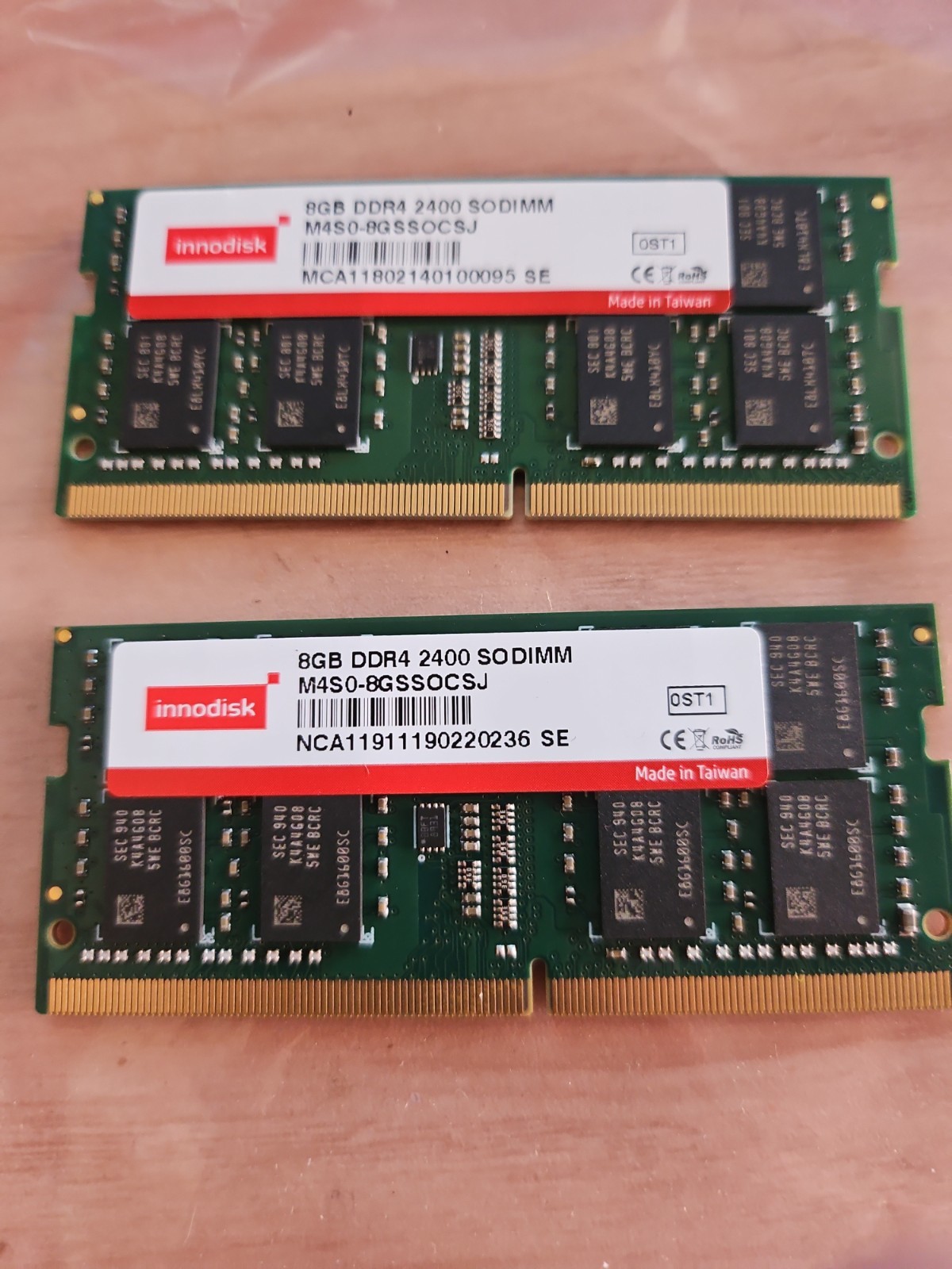 Innodisk 2x8GB 260-pin 2400MHz DDR4 RAM Module (M4S0-8GSSOCSJ)