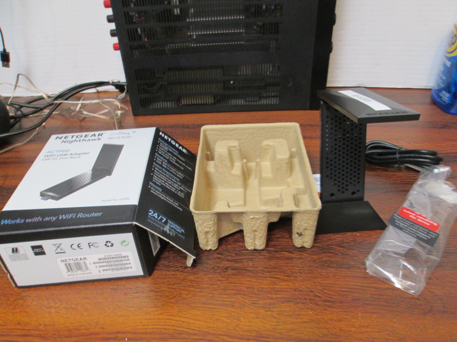 Netgear Nighthawk AC1900 Dual-Band USB WiFi Adapter W/Cradle P/N: A7000-10000S