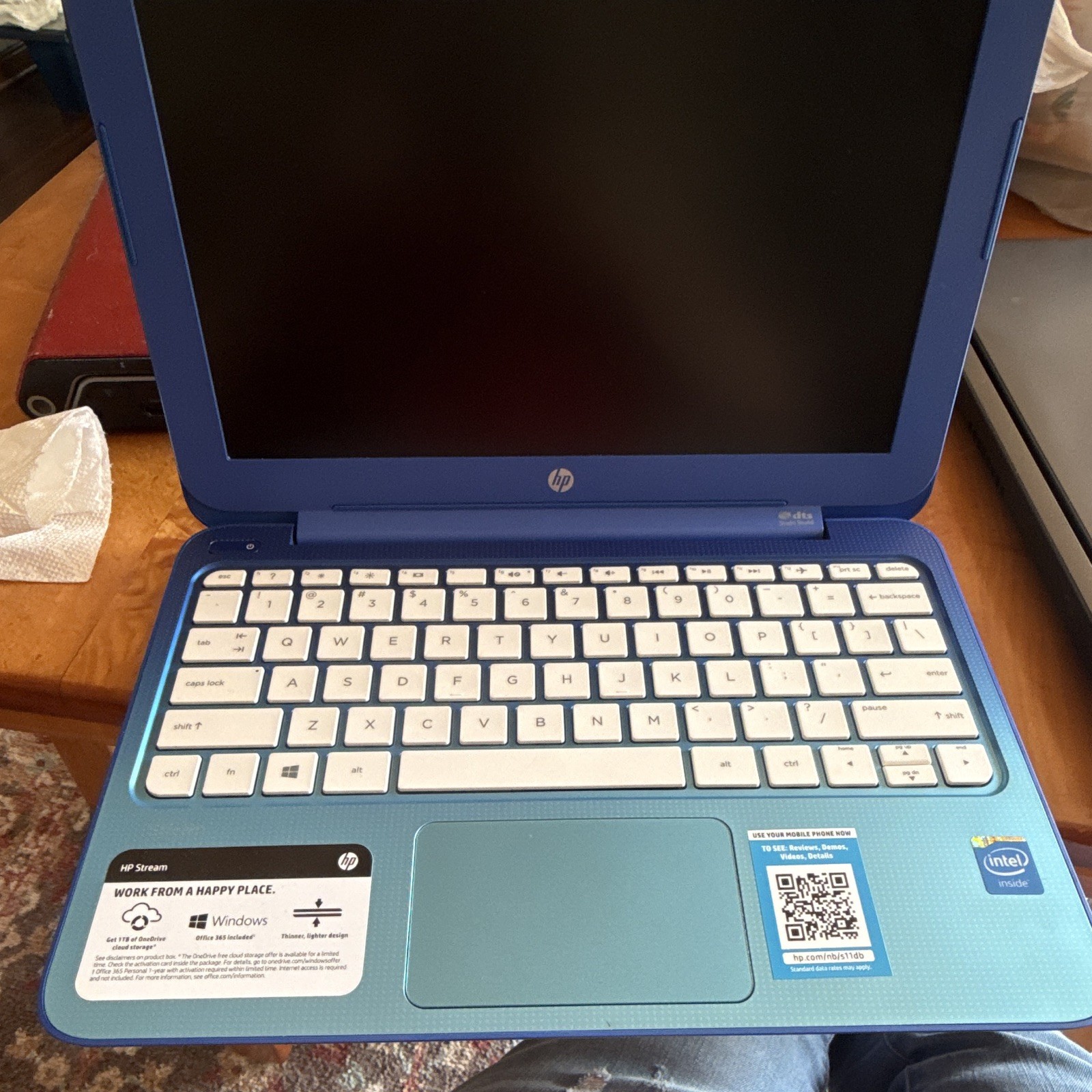 HP Stream 11-d010wm 8.9in Intel Windows Notebook/Laptop Blue