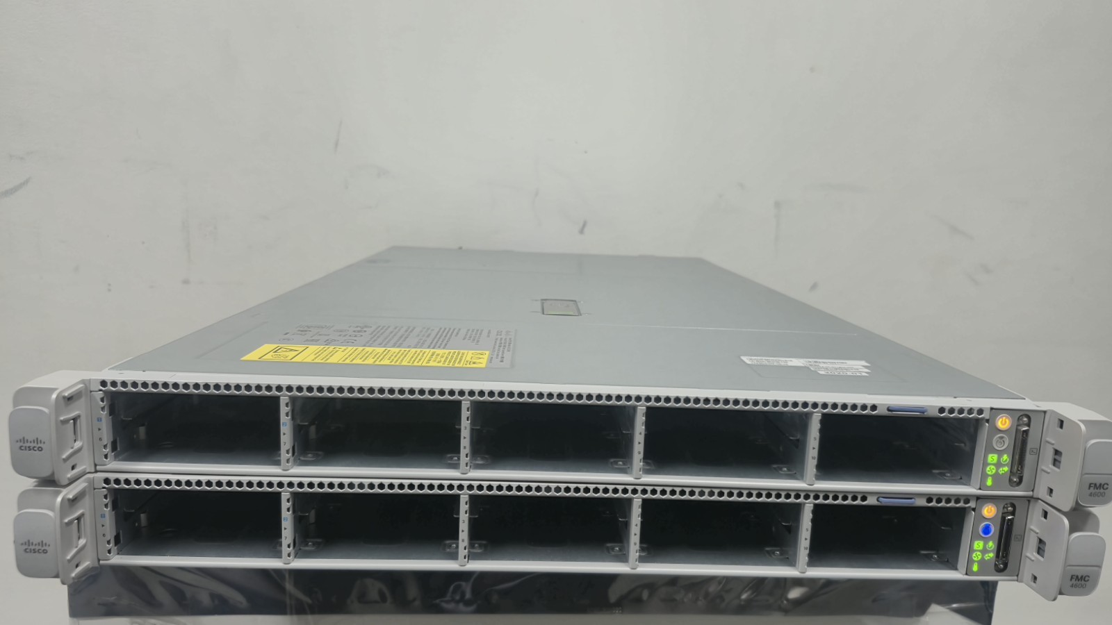 CISCO FMC4600-K9  no hard drives, no nic card.  Tested .