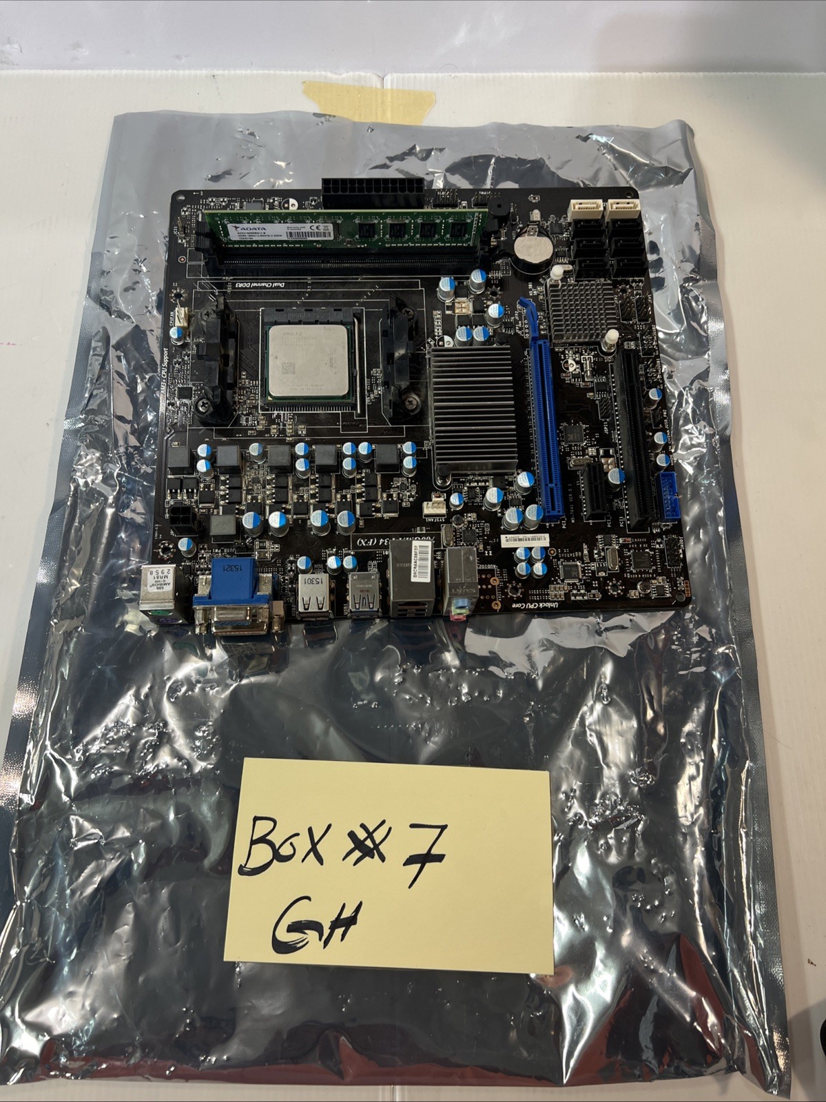 MSI 760GM-P34 (FX) mATX AM3+ AMD FX 4300 8GB DDR3 RAM
