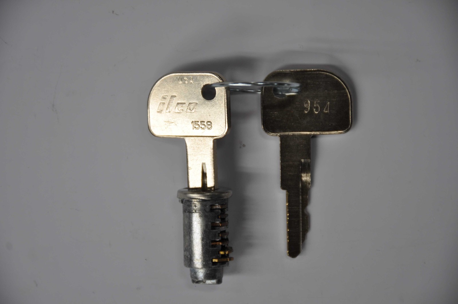 NEW  IBM  LOCK #9954 33G3354