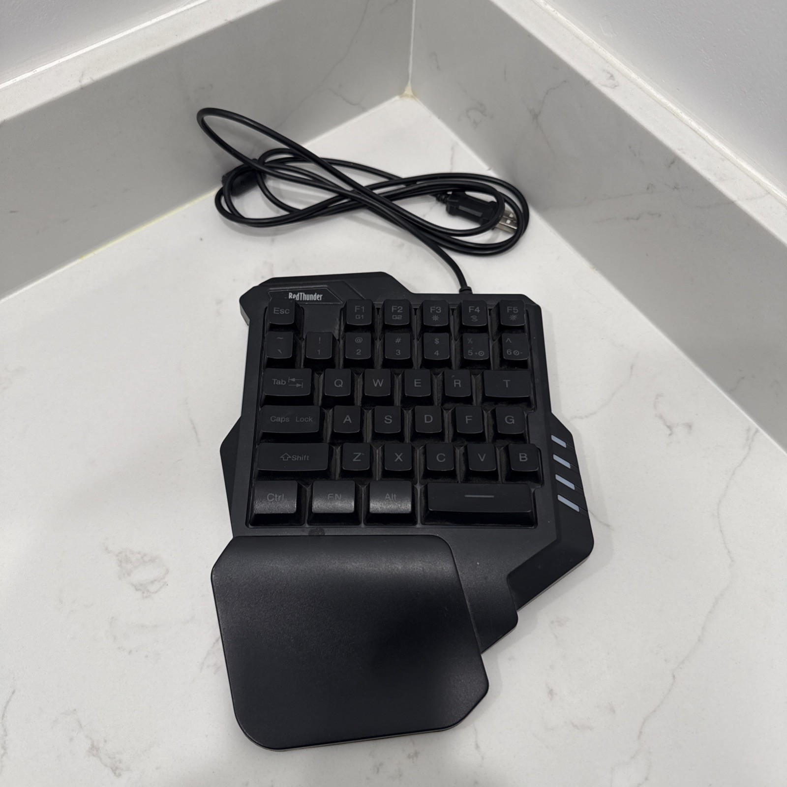 RedThunder Model G30 One Handed Gaming Keyboard-Backlit 35 Keys Portable Mini