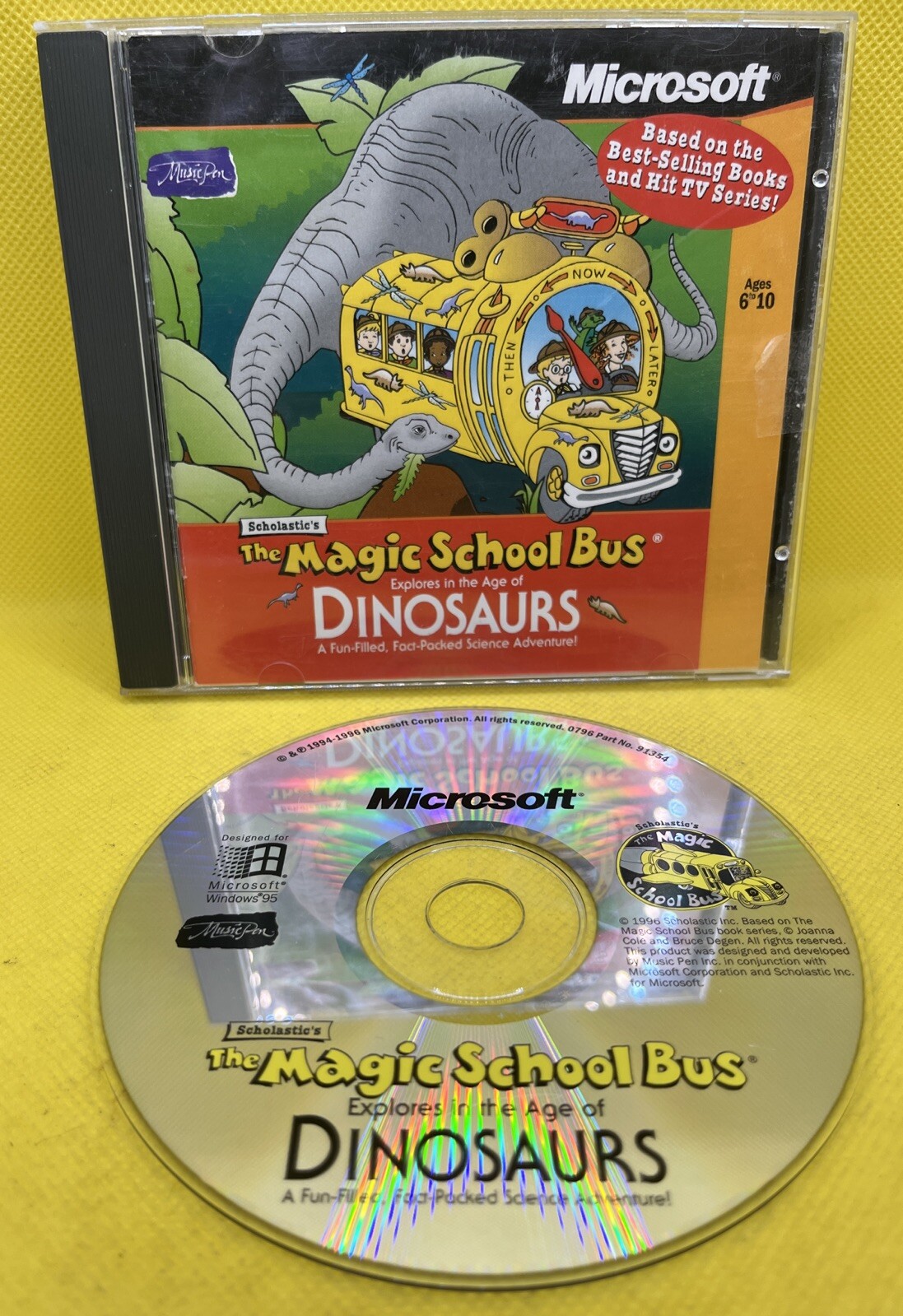 Microsoft Scholastic's The Magic School Bus Explores in the Age of Dinosaurs- PC
