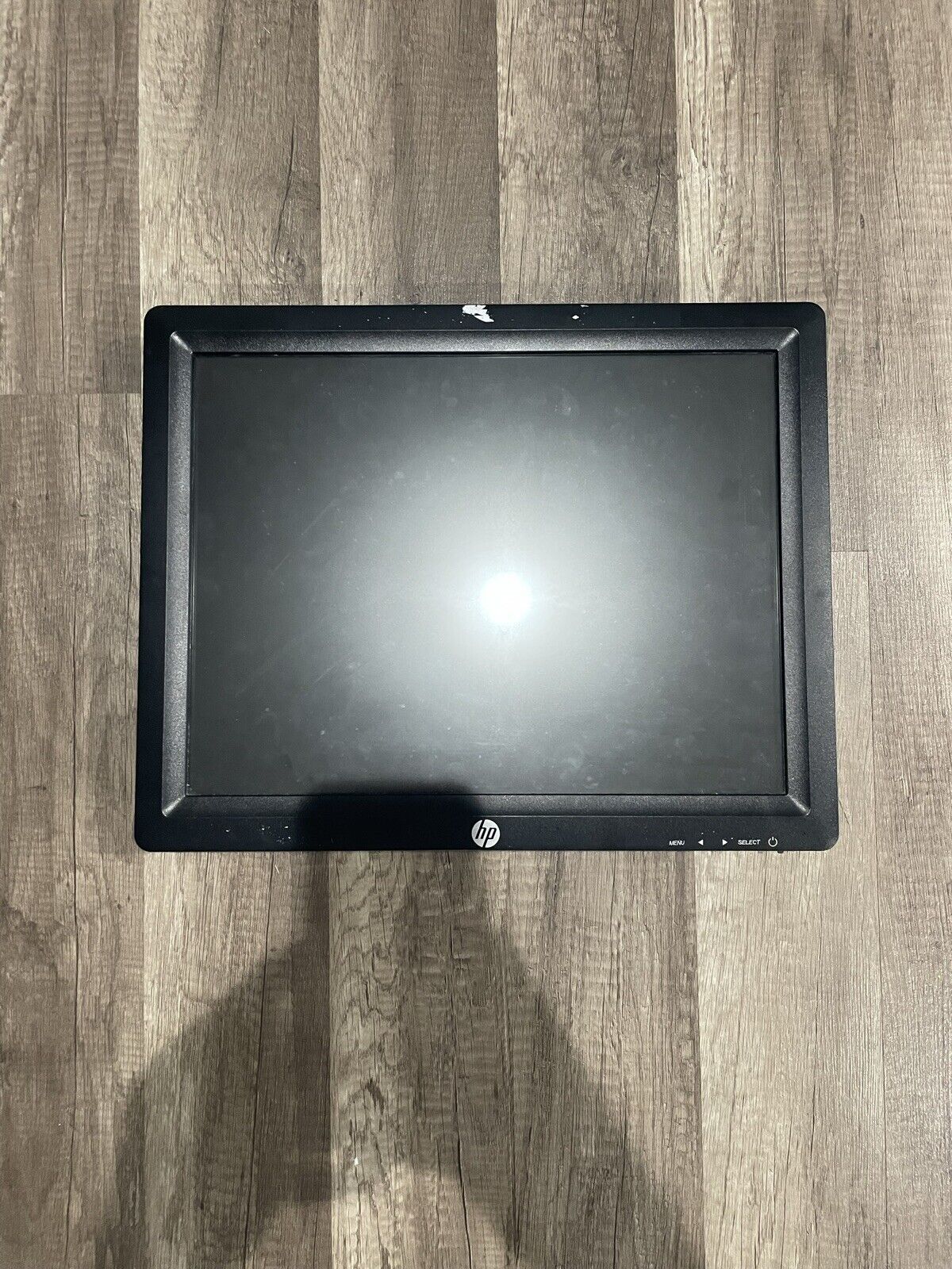HP L5015tm 15-inch Retail Touch Monitor (M1F94AA) Comes With Brackets And Wires
