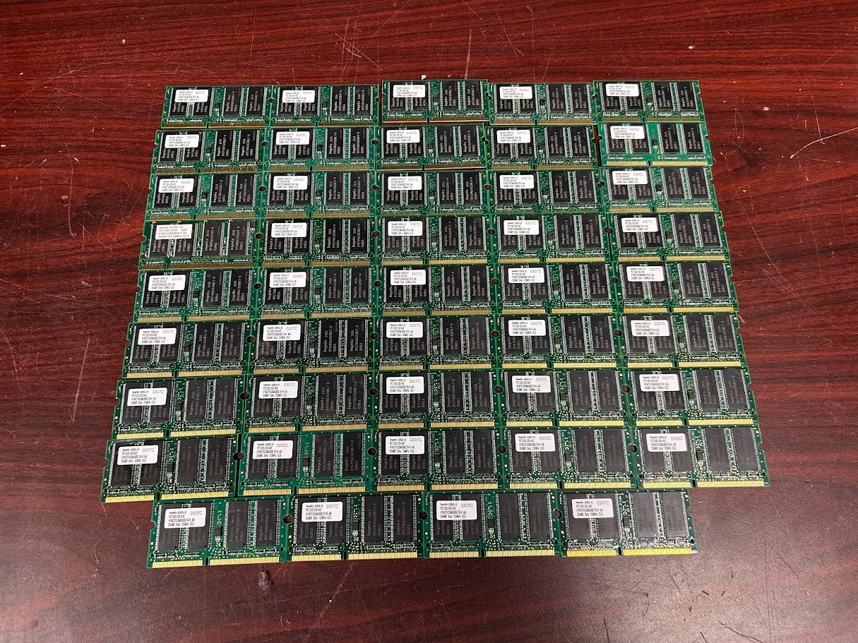 LOT OF 44) Hynix 256MB PC133 CL3 SDRAM SODIMM Memory HYM72V32M636BLT6-H #95
