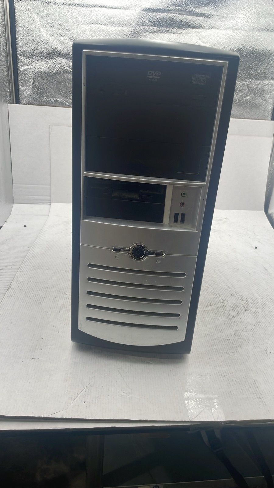 Foxconn TS-001 TS-1 Desktop PC Computer Case Mid Tower ATX Chassis w/ DVD Drive