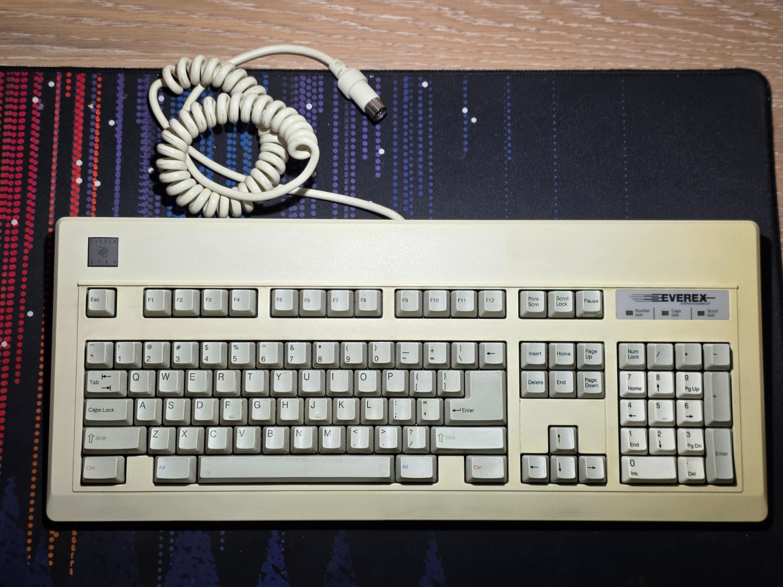 Vintage Everex Systems 116920-001 PRT-00120-00 QWERTY Enhanced Keyboard