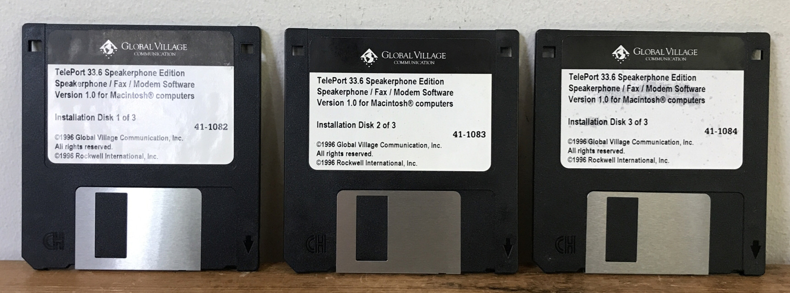 Vtg 1996 Global Village Communication TelePort 33.6 Speaker Phone Floppy Disks