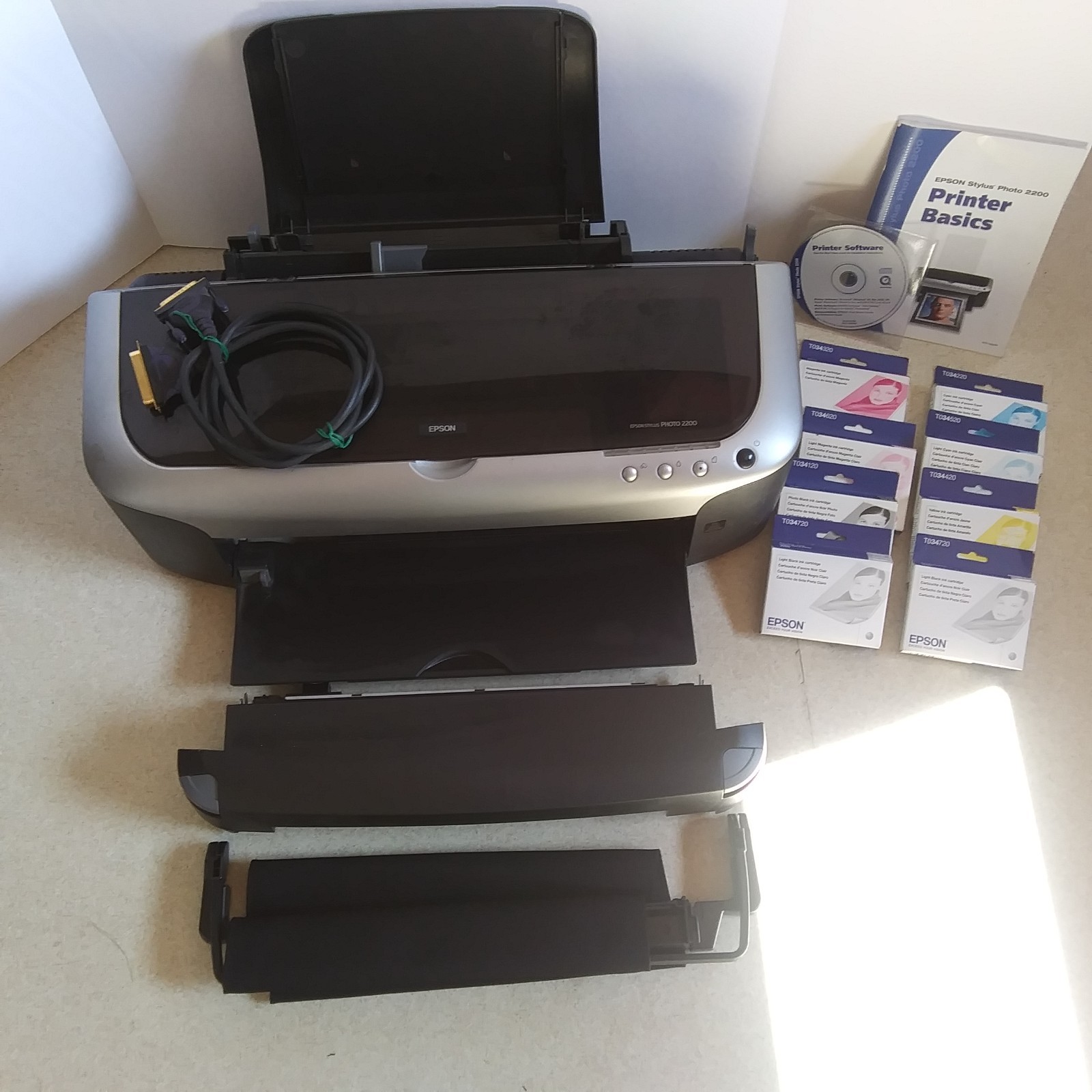 Epson Stylus Photo 2200 Digital Photo Inkjet Printer 8 Extra Ink (Pick Up Only)