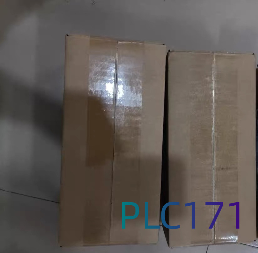 1PC New YASKAWA SGMXJ-08AUA6EC2 Servo Motor Via FedEx or DHL