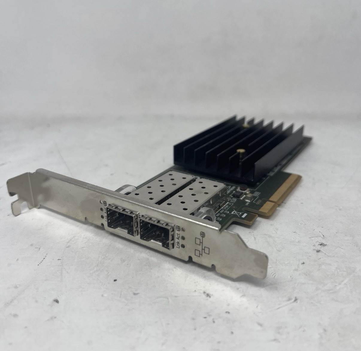 Brocade 80-1003249-03-FH 1020 Network Adapter
