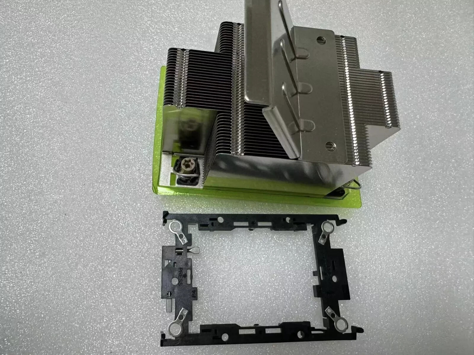 New Dell T550 CPU server Heatsink NEW F2MC2 0F2MC2
