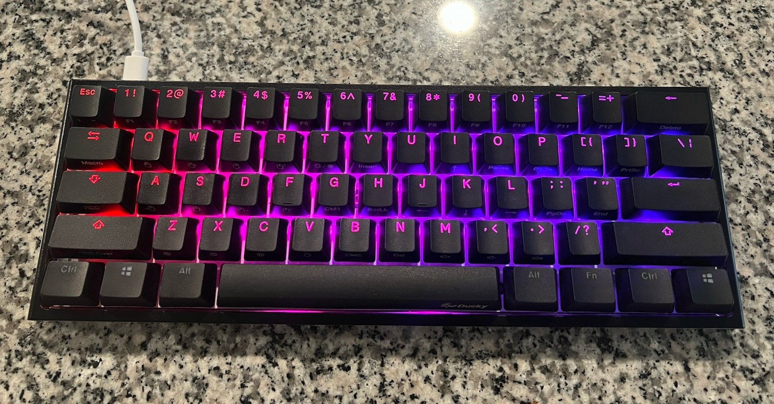 TESTED Ducky One 2 Mini RGB 60% Mechanical RGB Keyboard White Blk DKON1861