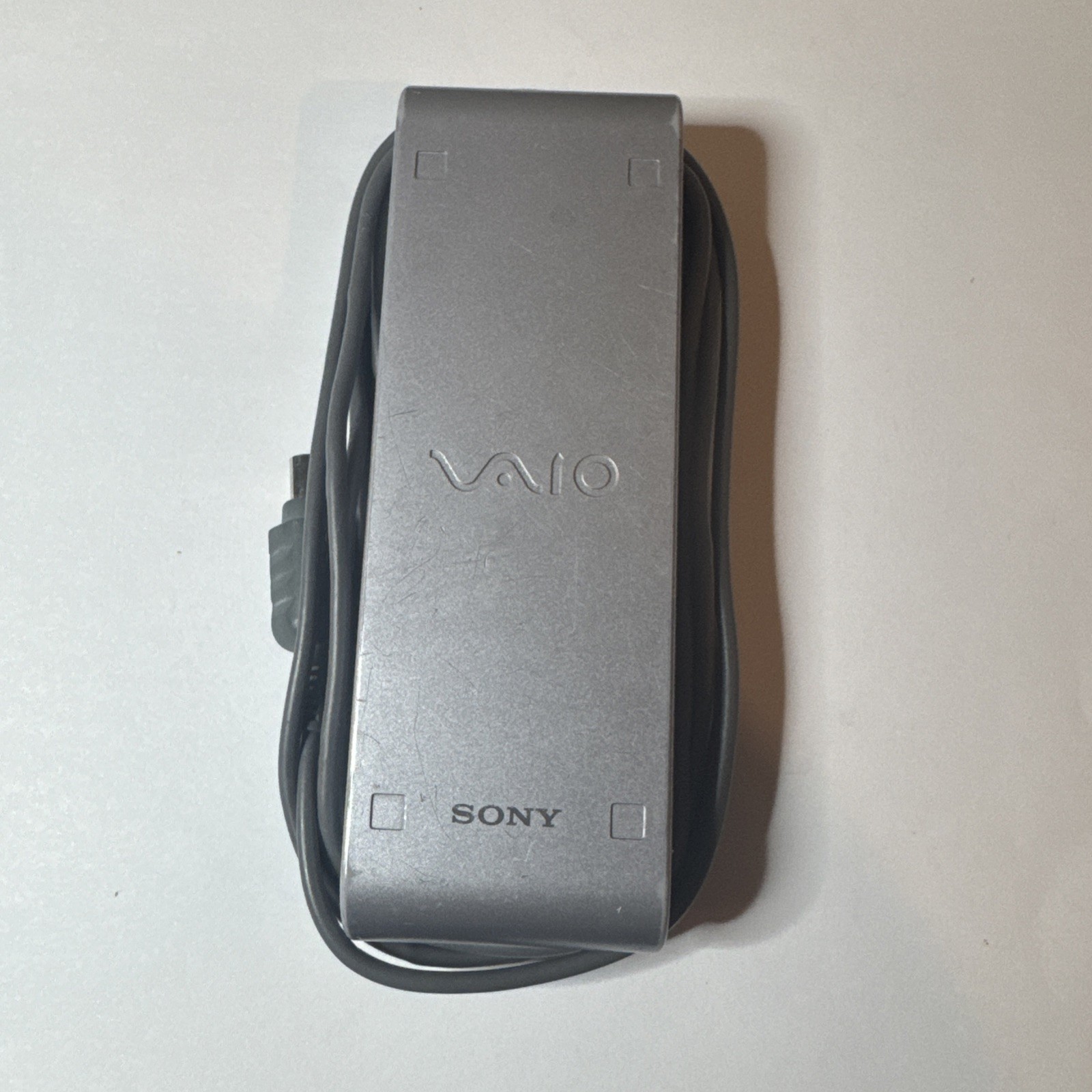 Sony PCGA-AC51 AC Adapter