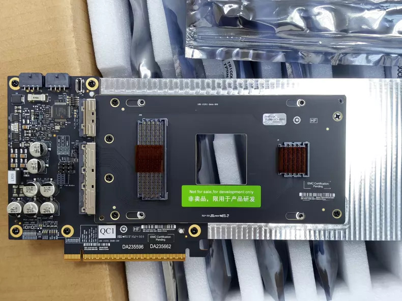 SXM6 to PCIe x16 adapter board+backplane suitable for Nvidia B200 GPU
