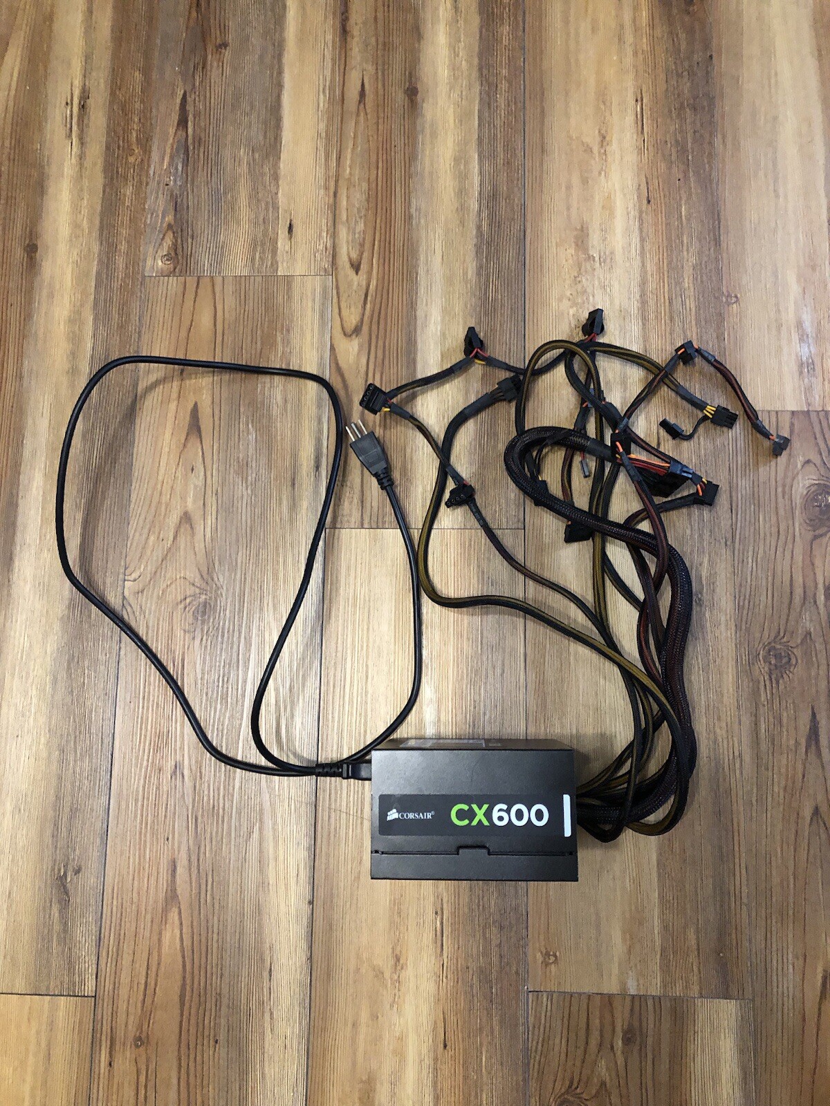 Corsair CX600 Model 75-001668 NOT WORKING PARTS ONLY