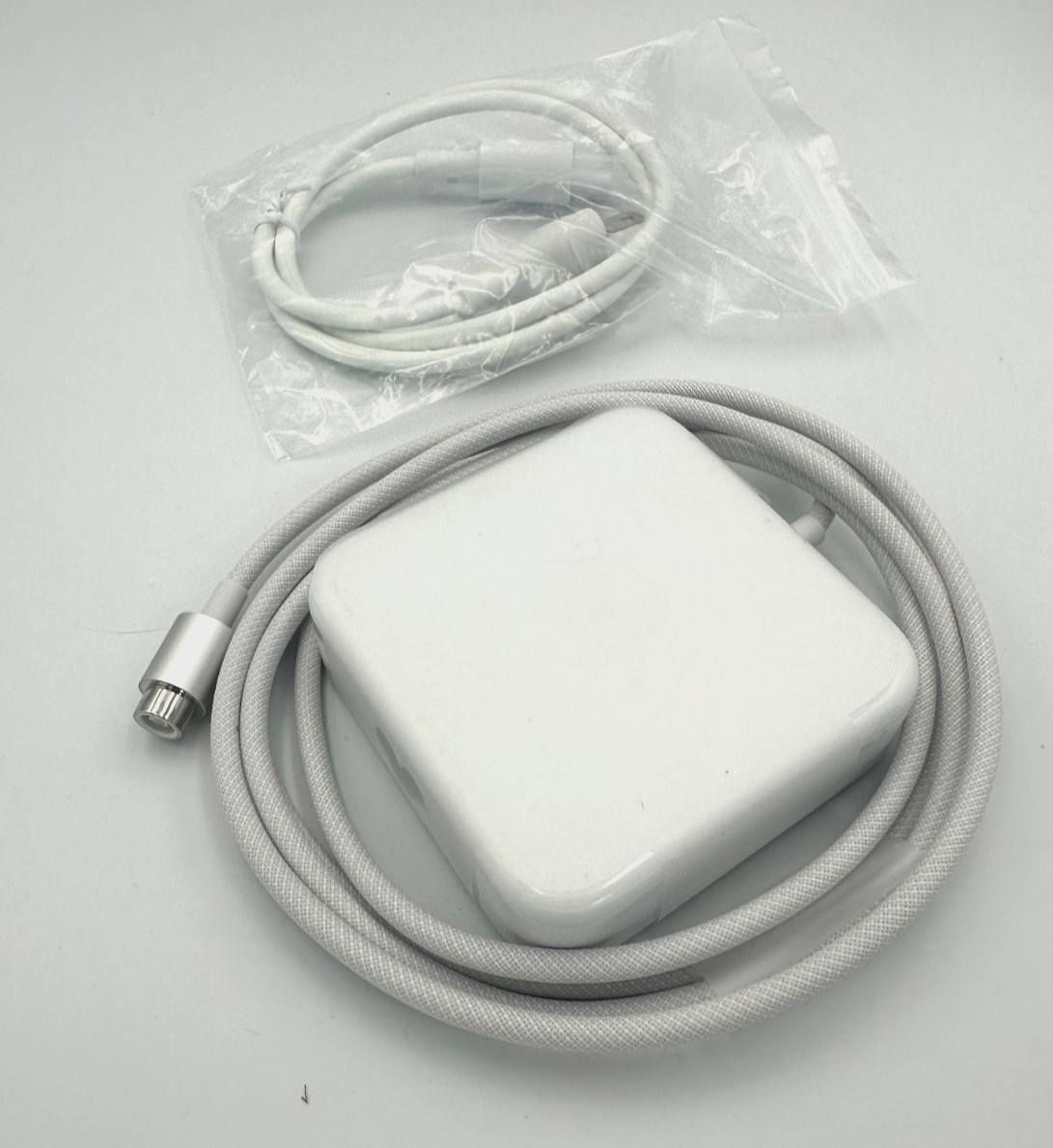 Genuine Apple iMac 24" M1 143W Power Adapter Silver White A2290  No Ethernet