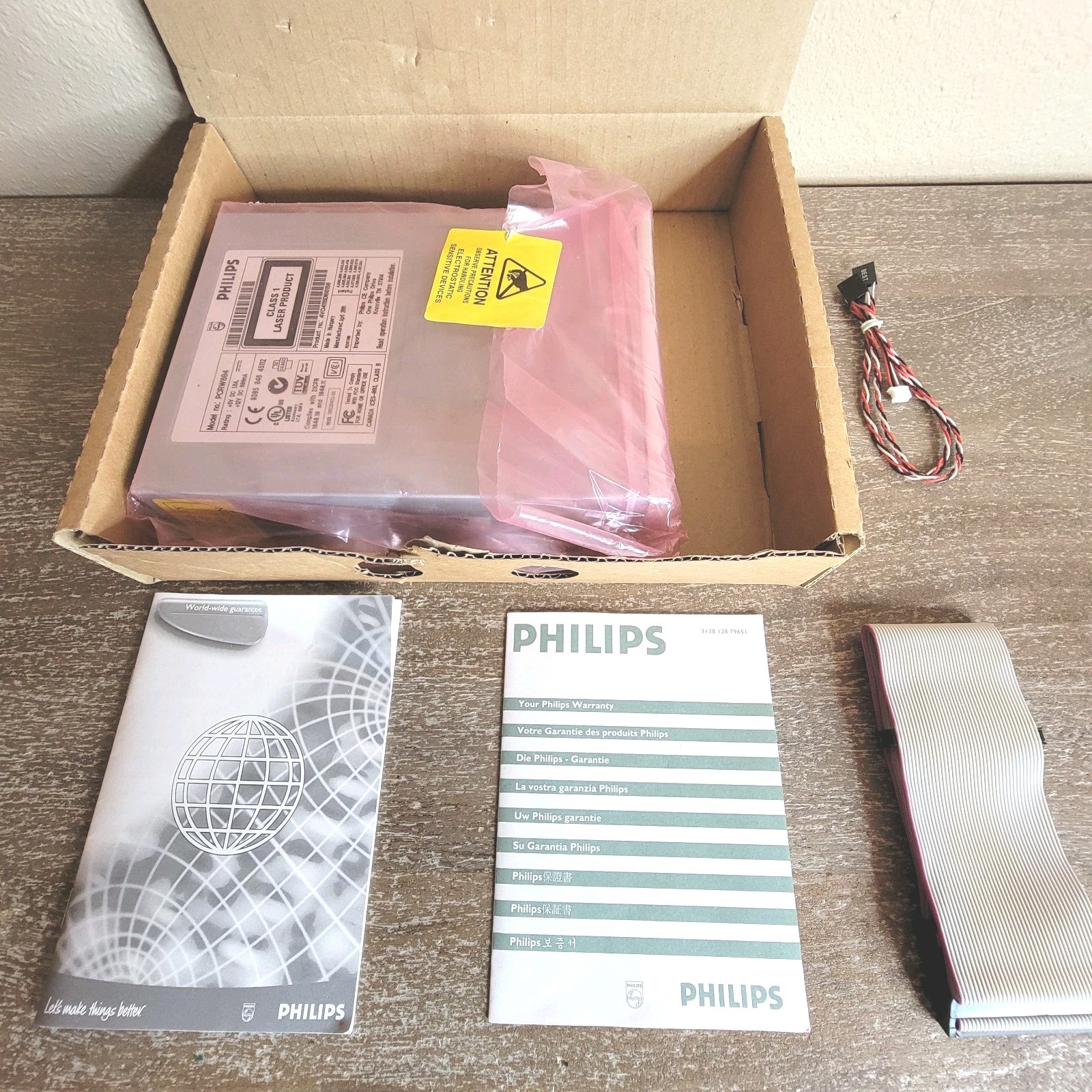 Vintage 2000 PHILIPS PCRW804 CD/RW 800 Series CD ROM DRIVE writing reading New
